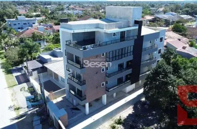 Cobertura duplex apenas 180 metros do mar na praia de itapoá.