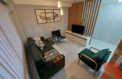 Cobertura semimobiliada com piscina + terraço medindo 110,00 m², no centro da cidade de itapoá, no bairro itapema do norte , 700 metros da praia.