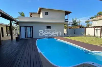 Oportunidade única! sobrado de 350m² no balneário itapoá, a 300m da praia, com 5 quartos (2 suítes), piscina, jacuzzi aquecida, sauna, espaço gourmet completo