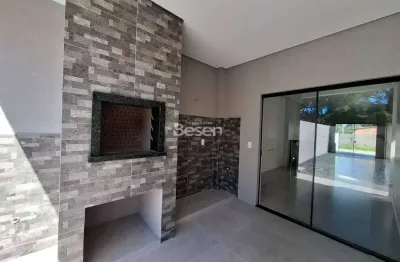 Casa nova com 03 quartos (01 suíte), amplo espaço de terreno, próximo a escola por apenas r$389.000,00.