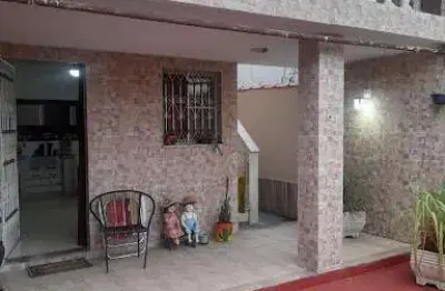 Casa Duplex , Pronta para você: Seu Refugio a poucos km do centro de Campo grande !