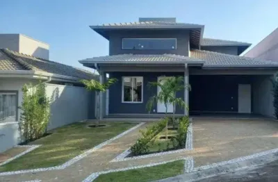 Casa à venda em Valinhos, Lenheiro, com 3 suítes, com 224 m², Village Santa Clara