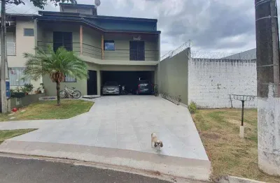 Casa à venda em Paulínia, Jardim São José, com 3 suítes, com 270 m², Residencial Campos do Conde I