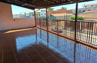 Casa à venda em Hortolândia, Jardim Amanda II, com 3 quartos, com 250 m²