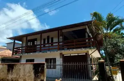 Casa à venda em florianópolis, são joão do rio vermelho, com 5 quartos, com 200 m²
