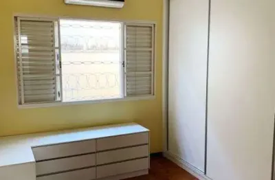 Casa com 3 dormitórios para alugar, 200 m² por R$ 3.500,00/mês - Vila Aeroporto Bauru - Bauru/SP