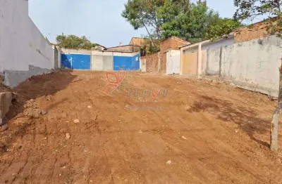 Terreno à venda no Jardim Ouro Verde, Bauru 