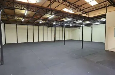 Barracão para locação na vila cardia 230m² + 160m² de mezanino r$4.600,00