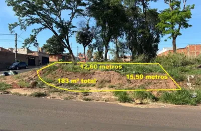 Terreno à venda no Tangarás, Bauru 