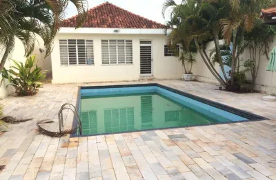 Casa comercial para alugar na Vila Santa Izabel, Bauru 