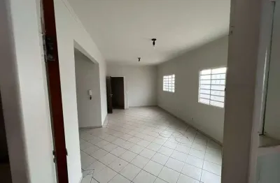 Casa com 4 dormitórios para alugar, 230 m² por r$ 2.450,00/mês - jardim colonial - bauru/sp