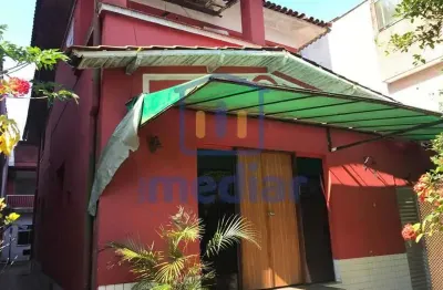 Casa comercial com 1 sala para alugar na rua barão de paranapiacaba, encruzilhada, santos, 500 m2 por r$ 14.900