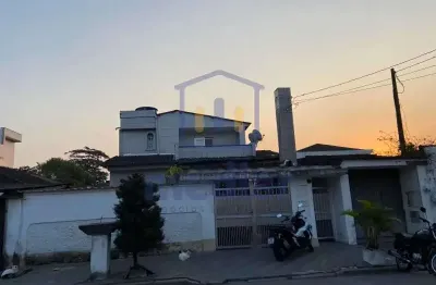 Casa com 3 quartos à venda na rua mário silveira, jardim conceiçãozinha (vicente de carvalho), guarujá, 250 m2 por r$ 490.000