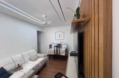 Apartamento com 1 dormitório, reformado, no parque bitaru em são vicente.