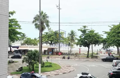 Apartamento Garden à venda com 1 dormitório, vaga demarcada e vista para a praia do Embaré !