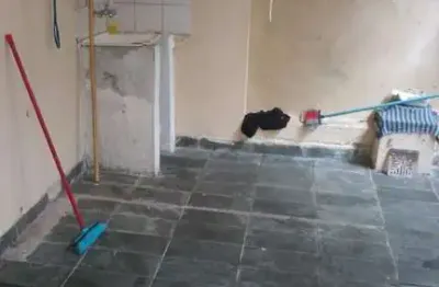 Casa com 1 quarto para alugar na rua peixoto de melo filho, jardim são jorge, são paulo por r$ 900