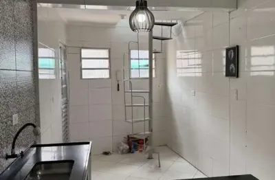 Casa com 1 quarto para alugar na Avenida Celso dos Santos, Vila Joaniza, São Paulo por R$ 950