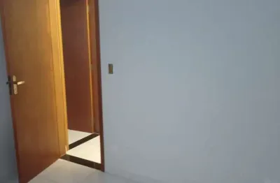 Casa com 3 quartos à venda na Rua Doutor Gustavo Cordeiro Galvão Filho, Parque das Bandeiras, São Vicente, 131 m2 por R$ 390.000