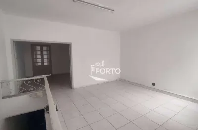Casa comercial com 4 salas para alugar no Centro, Piracicaba 