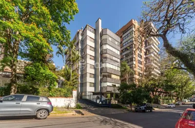Apartamento com sacada, 3 dormitórios, amplo e com muita iluminação