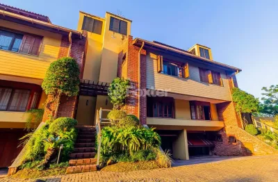 Belíssima casa 3 suítes em condomínio no bairro Três Figueiras