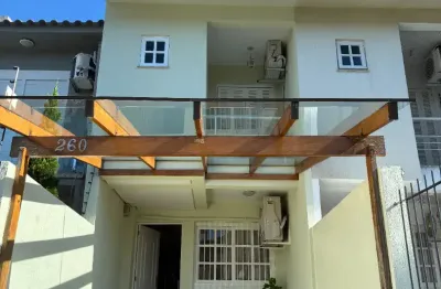 Vendo lindo sobrado de tres suites lavabo garagem para dois carros no bairro Jardim Itu