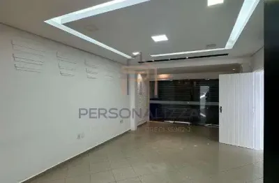 Casa comercial a venda no centro de jundiai - sp. com 5 salas, 3 banheiros e uma garagem espacosa para 10 carros.