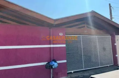 Casa com 03  quartos, 130mts no conj, res, galo branco sjc