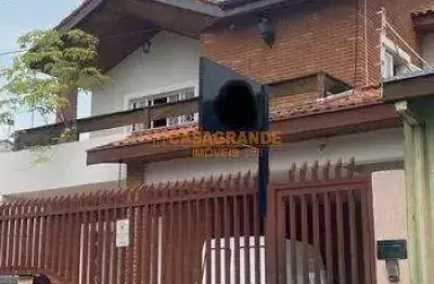 Casa/sobrado com 04 quartos, 162m² no vila betânia  sjc
