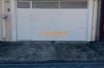 Casa com 03 quartos, 100m² no conjunto residencial galo branco  sjc