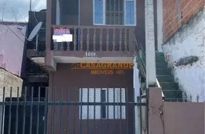 Casa com 04 quartos, 152,12m² no conj. residencial galo branco sjc