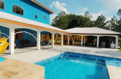 Chacara com 5.025 metros quadrados com 900 construído no Bairro Mantiqueira