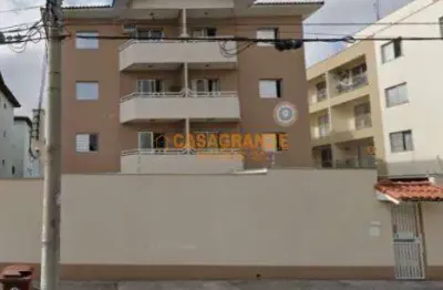 Apartamento 60m² com 02 quartos no trinta e um de março zona sul sjc.
