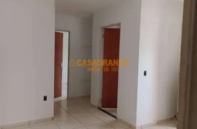 Casa com 2 quartos com 45 m² no bairro pinheirinho dos palmares ii
