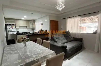 Casa com 3 quartos à venda no Jardim Santa Rosa, São José dos Campos 