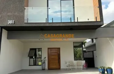 Casa alto padrão à venda , 4 quartos, closet, hidromassagem