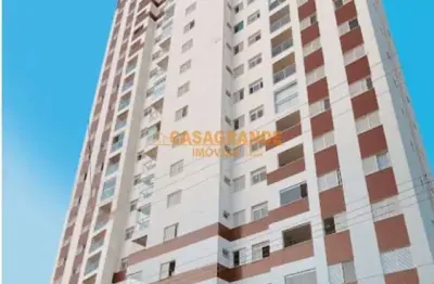 Apartamento à venda - 2 quartos, 1 suíte, 63m² - próx. ao shopping oriente