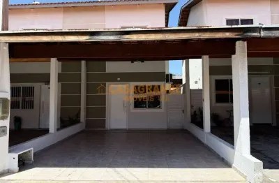 Casa à venda - 3 quartos, 1 suíte, 70m² - condomínio campo belo