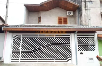 Cas/sobrado à venda 03 quartos, 130m² no jardim minas gerais, sjc