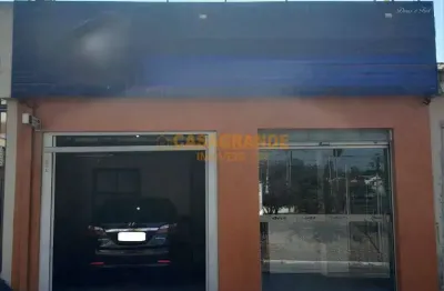 Casa com ponto comercial 139 m² -  abaixo do valor de mercado