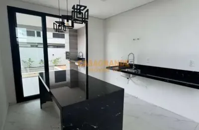 Casa à venda com 3 suítes- piscina- condomínio veredas dos campos