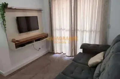 Apartamento à Venda no Cond Residencial Serro Azul - 64m²- Jacareí/SP