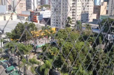 Apartamento à venda na Rua José Loureiro, Centro, Curitiba