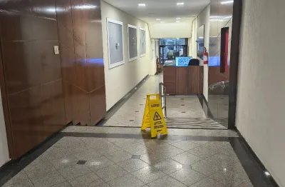 Apartamento com 3 quartos à venda na Rua João Negrão, 190, Centro, Curitiba