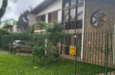 Casa com 3 quartos à venda na Rua Tabajaras, Vila Izabel, Curitiba