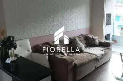 Apartamento  à venda com 02 dormitórios no bairro Ceniro Martins em São José/SC.