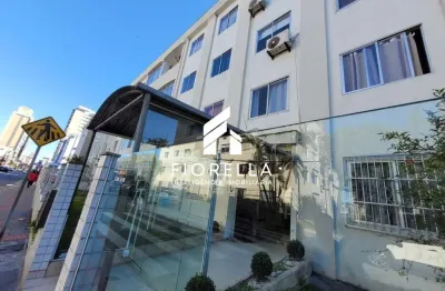 Apartamento à venda com 03 dormitórios, 01 vaga, no bairro Kobrasol/São José-SC