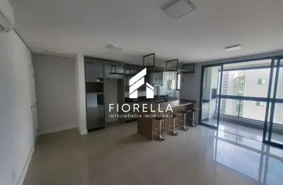 Apartamento de 02 dormitórios sendo 01 suíte e 03 vagas de garagem, agronômica - florianópolis/sc