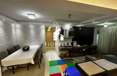 Apartamento à venda com 3 quartos sendo 1 suíte no bairro passa vinte/palhoça-sc.