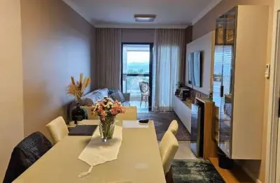 Apartamento com 03 quartos sendo 01 suíte no bairro abraão - florianópolis/sc